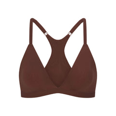 FITS EVERYBODY RACERBACK TRIANGLE BRALETTE | COCOA