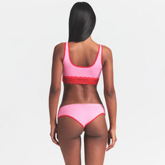 LIGHTWEIGHT COTTON LACE HIPSTER | CARNATION CONTRAST