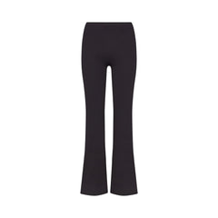 NikeSKIMS MATTE SLIM FLARE LEGGING | OBSIDIAN