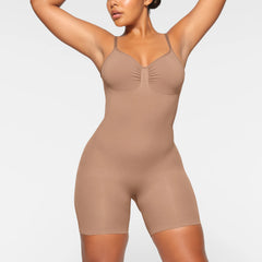 SEAMLESS SCULPT LOW BACK MID THIGH BODYSUIT | SIENNA