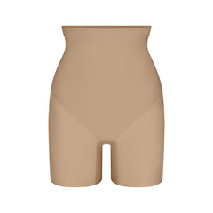 SKIMS BODY CORE SCULPT MID RISE SHORT | CLAY