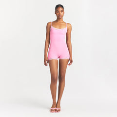 FITS EVERYBODY LACE ONESIE | BUBBLE GUM TONAL