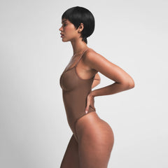 SEAMLESS SCULPT THONG BODYSUIT | JASPER