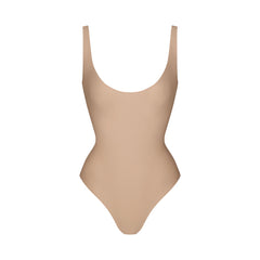 SKIMS BODY SCOOP LOW BACK THONG BODYSUIT | CLAY