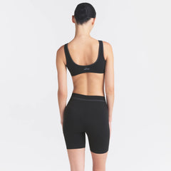 NikeSKIMS RIBBED SEAMLESS 5" BIKER SHORT | OBSIDIAN