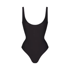 SKIMS BODY SCOOP LOW BACK THONG BODYSUIT | ONYX