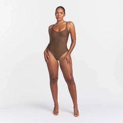 SKIMS BODY SCOOP LOW BACK THONG BODYSUIT | JASPER