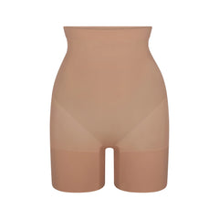 SHEER SEAMLESS HIGH-WAISTED MID THIGH SHORT | SIENNA
